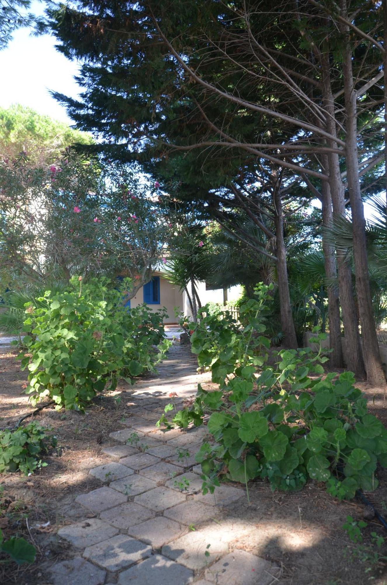 Villa Teti - Sicilia กัมโปเฟลิเช ดิ โรชเชลลา ภายนอก รูปภาพ
