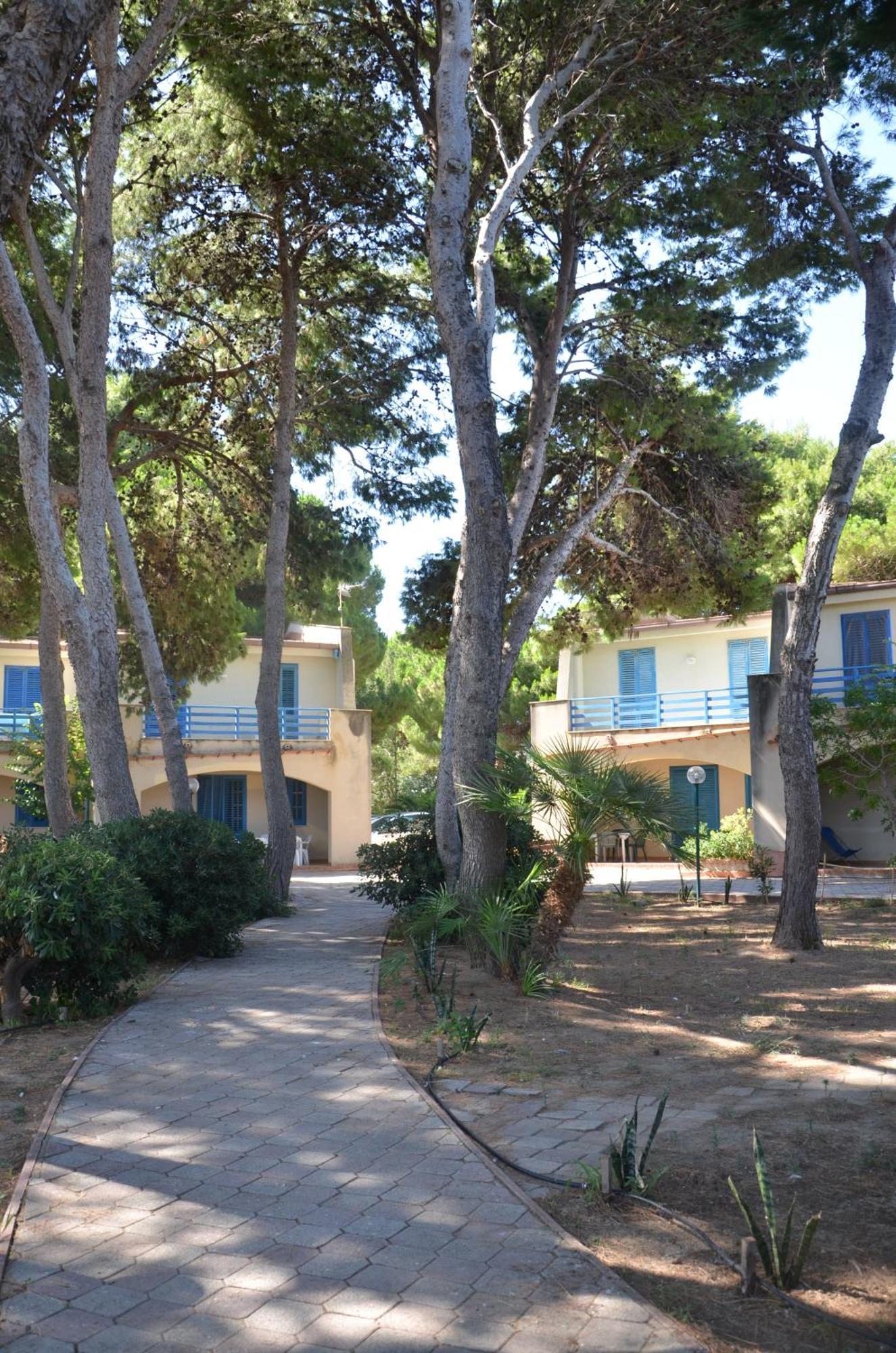 Villa Teti - Sicilia กัมโปเฟลิเช ดิ โรชเชลลา ภายนอก รูปภาพ