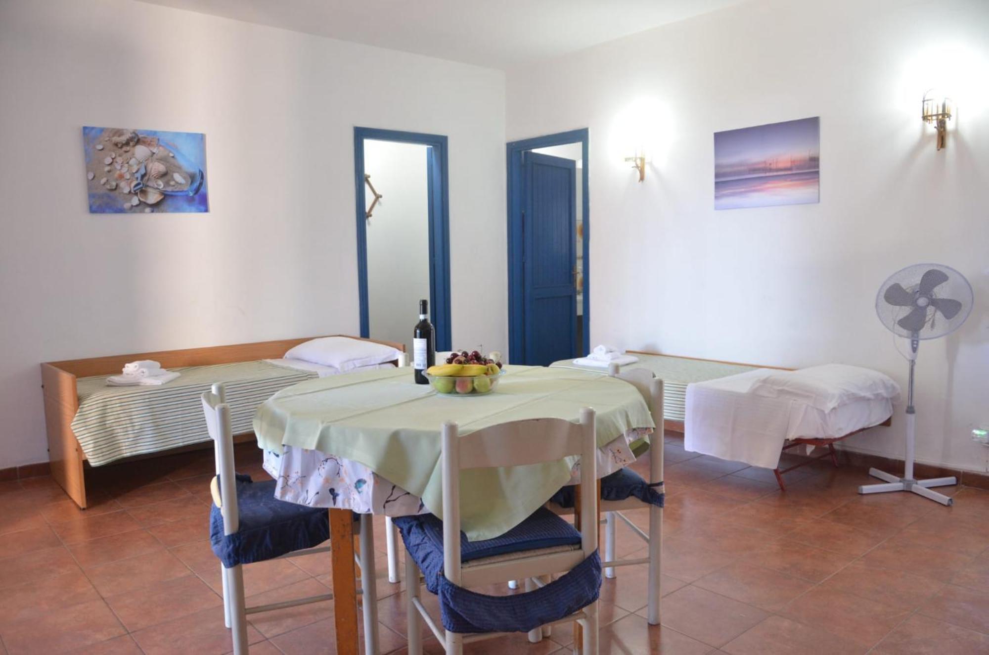 Villa Teti - Sicilia กัมโปเฟลิเช ดิ โรชเชลลา ภายนอก รูปภาพ