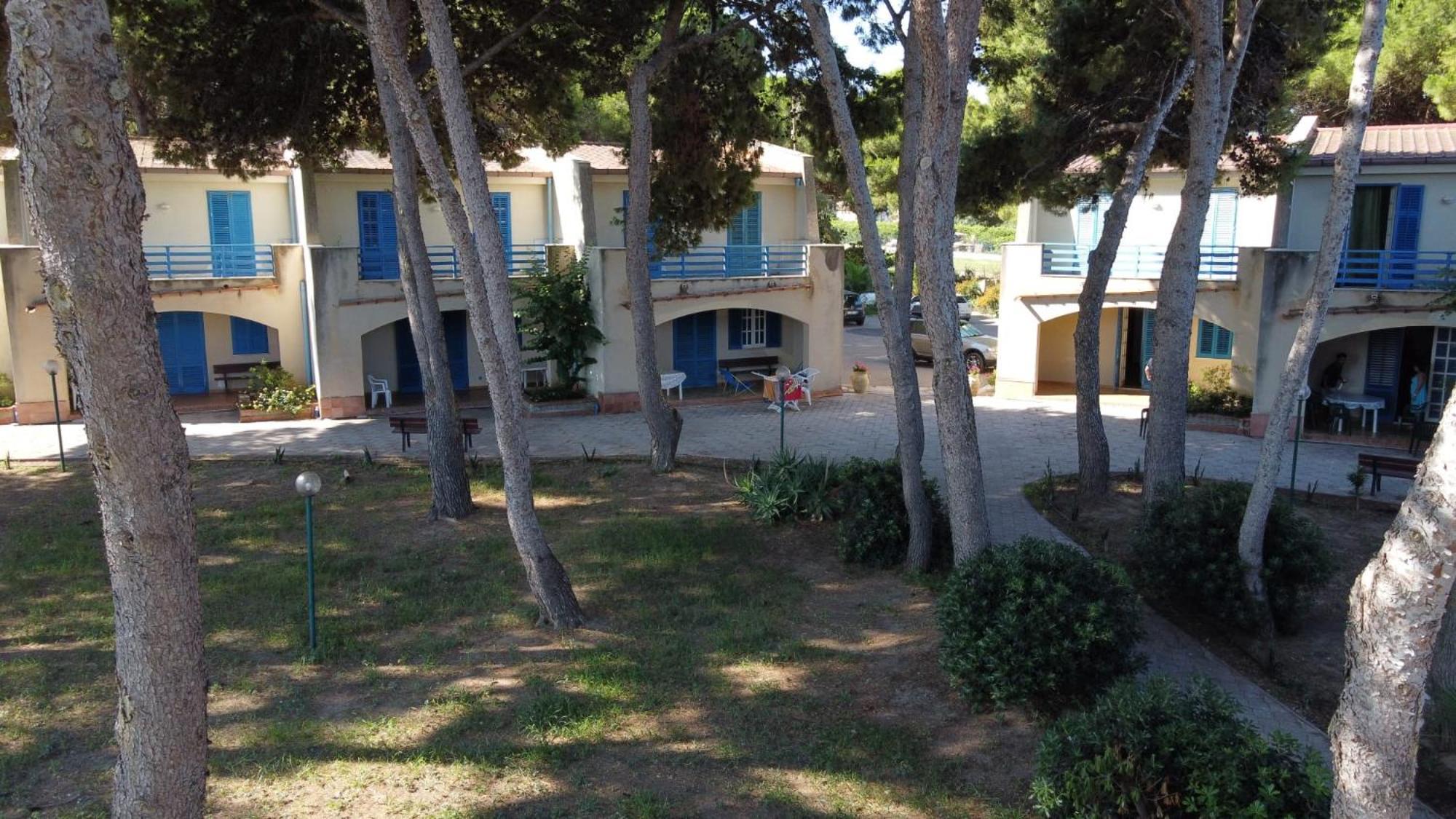 Villa Teti - Sicilia กัมโปเฟลิเช ดิ โรชเชลลา ภายนอก รูปภาพ