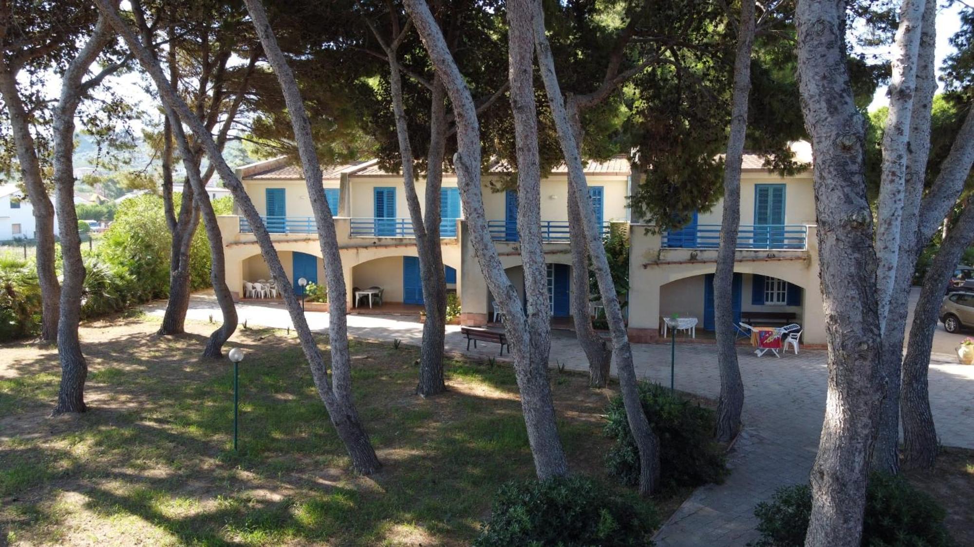 Villa Teti - Sicilia กัมโปเฟลิเช ดิ โรชเชลลา ภายนอก รูปภาพ
